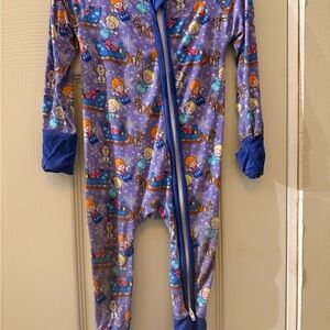 Gigi’s Closet Bamboo Frozen Little People Zippy 6-12m